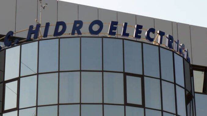 Indemnizații duble pentru șefii Hidroelectrica. Cât câștigă un membru din Directorat și din Consiliul de Supraveghere