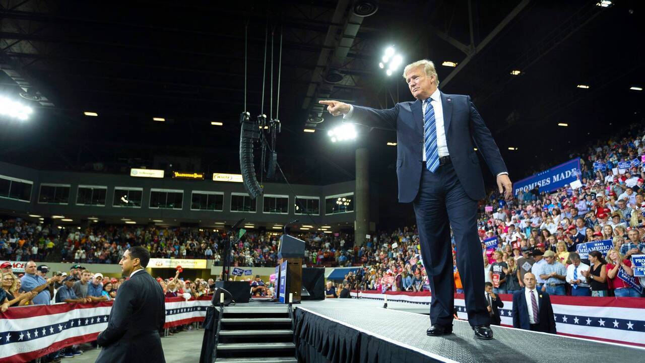 Donald Trump, despre climă: „Se va schimba la loc”