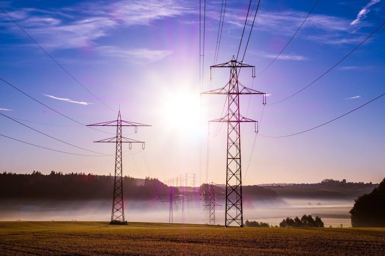 Rețelele de electricitate, călcâiul lui Ahile pentru NATO