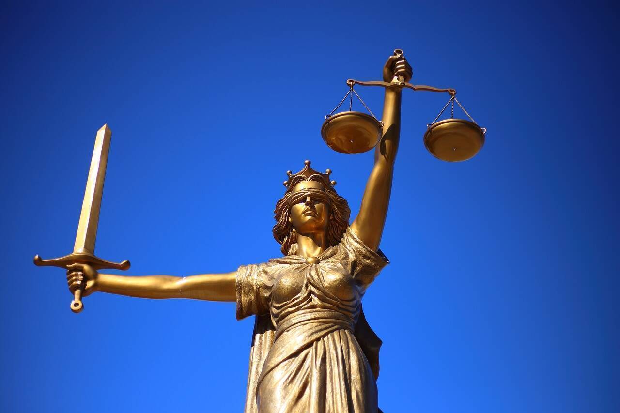 Comisia Europeană: OUG 114/2018 încalcă legislația UE și nu protejează consumatorii casnici