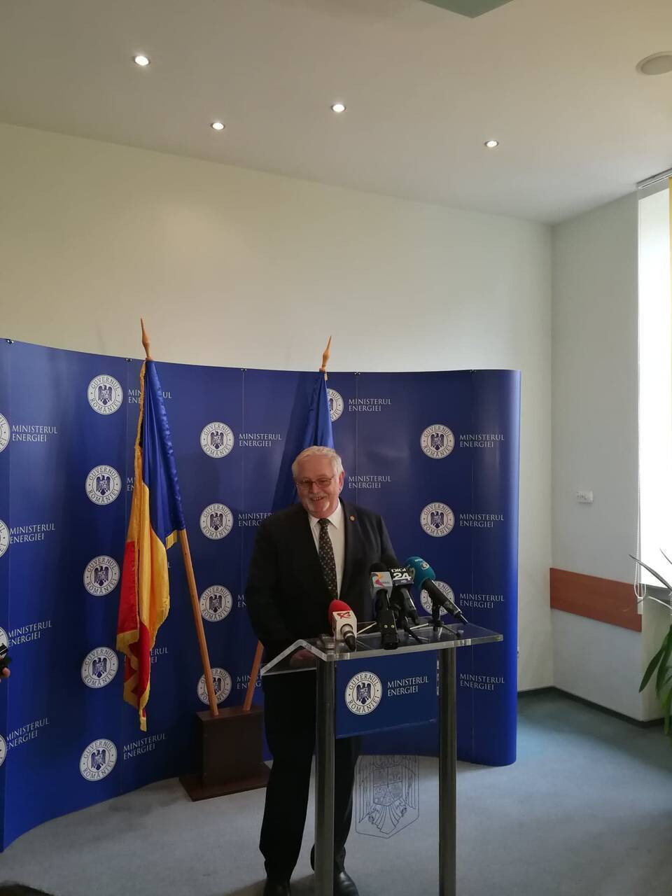 Ministrul Energiei, Anton Anton, a demisionat din funcție