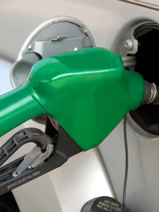 pompa de benzina - Pixabay