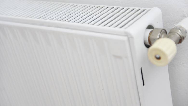 România Eficientă: Noi standarde obligatorii privind temperatura ideală din locuinţe, spitale şi şcoli