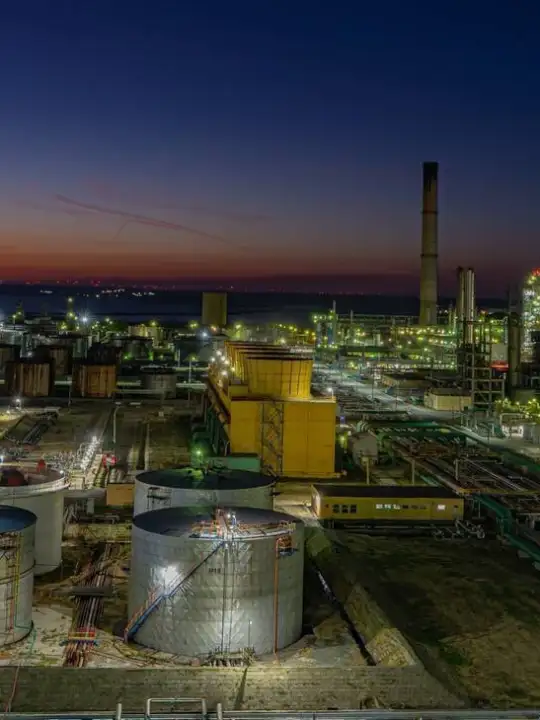 Rompetrol Petromidia - sursa foto: KMG International