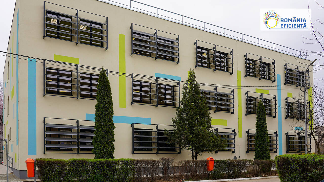 Premieră națională: Școală renovată la standard de consum de energie aproape zero, prin România Eficientă