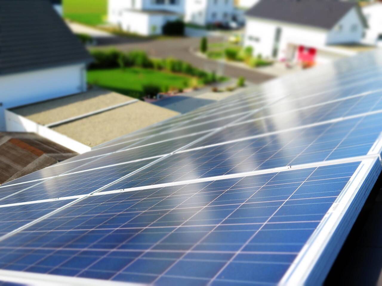 Forumul România Eficientă: Clădirile viitorului vor fi independente energetic și cu zero emisii de carbon