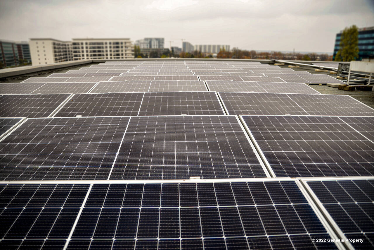 Cel mai extins proiect de energie regenerabilă dintr-un parc de birouri din România