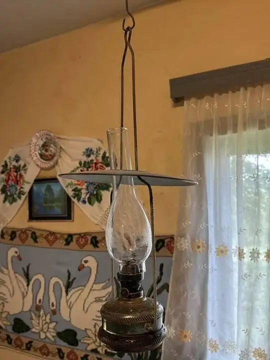 Casă din Prundu Bărgăului în sărăcie energetică, unde AEI a instalat panouri fotovoltaice - sursa foto: NewsEnergy.ro