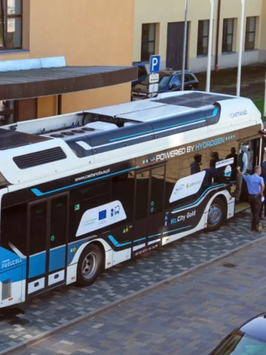 Autobuz pe hidrogen - sursa foto: Clean Hydrogen Partnership
