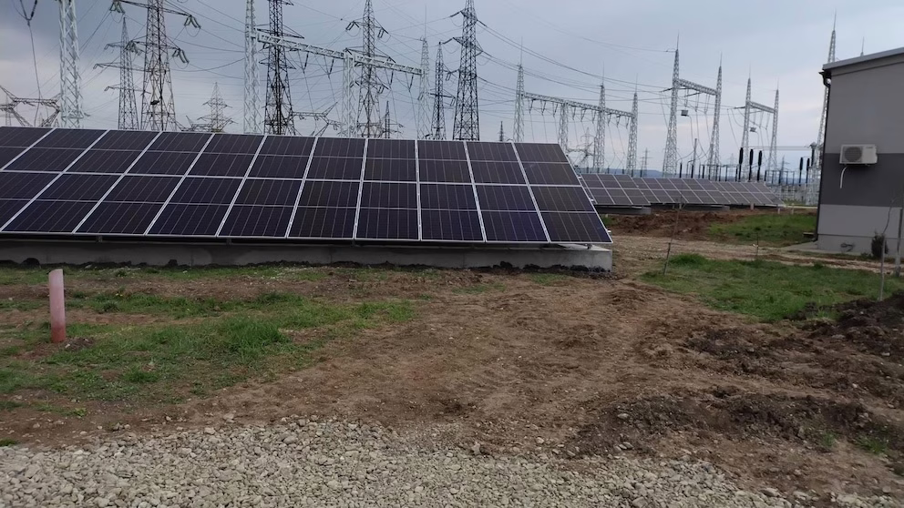 Transelectrica investește în solar, stocare și securitate cibernetică, cu fonduri din PNRR